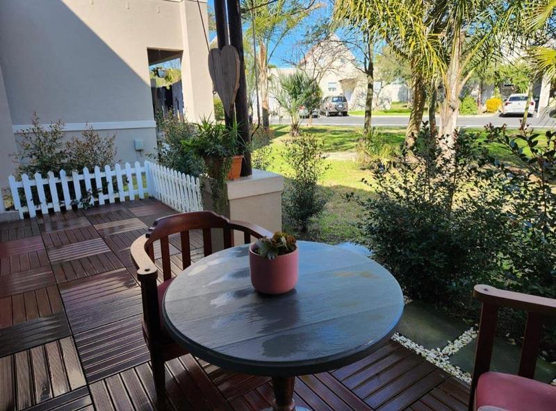 2 Bedroom Property for Sale in Sonstraal Heights Western Cape